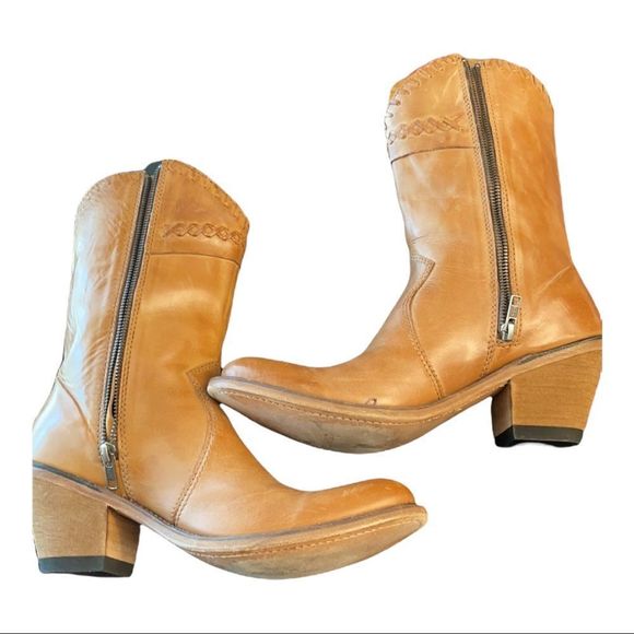 Old West Leather WOMEN'S TAN CROSS STITCH COWGIRL BOOTS - ROUND TOE - Picture 4 of 12